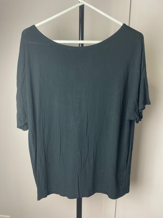 Black Piko Shirt, Medium